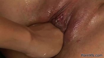 Horny Girlfriend Fisted Til She Squirts
