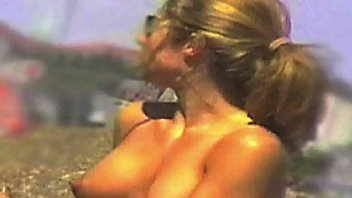 Jennifer Aniston Naked Beach