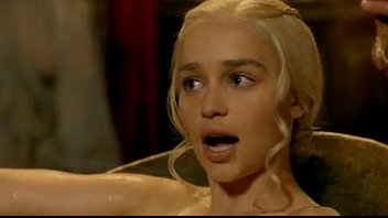 Emilia Clarke Sex Scene