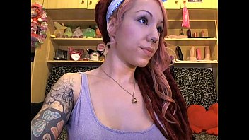 Amateur Sofi Mora Seins Clignotant Sur Webcam En Direct