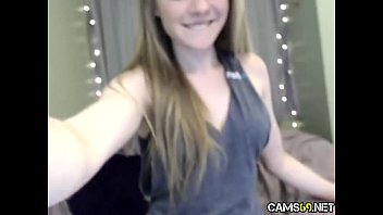 Sexy Blonde Babe Masturbates On Cam