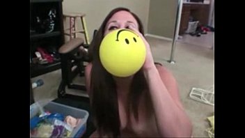 Balloon Fetish Girl
