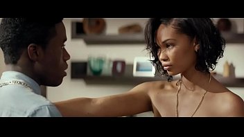 Chanel Iman Dans Dope 2015