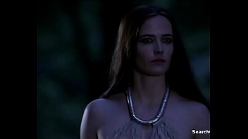 Eva Green Camelot S01E02 2011