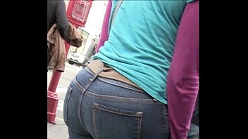 Candid Large Bum Legal Age Girlr In Black Jeans
