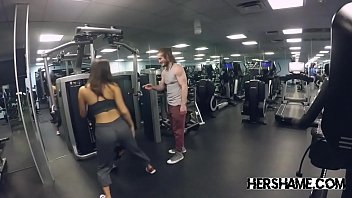 3 Horny Fitness Hotties Go Slutty On Hunky Athletes At The Gym