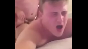 Young Moaning Gay Porn