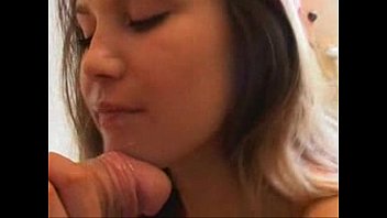 Sensual Babe Rubbing Her Cunt With A Vibrator