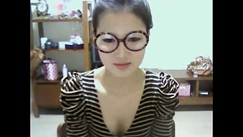 Korean Slut Yein Jeong Masturbates On Webcam 25