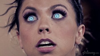 Hot Brunette Orgasms Over And Over On Webcam Part 5