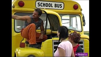 Schoolbus Hot Fuck