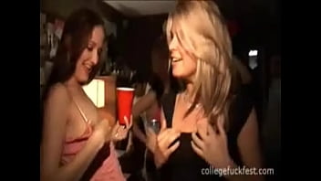 College Teens Attending A Party Fuck In Threesome