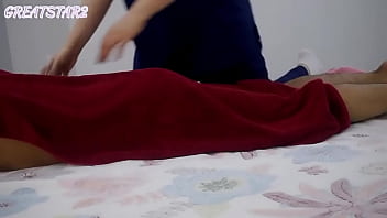 Scissor Style Massage With Extra Cumshot