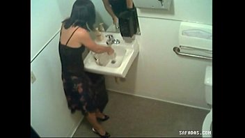 Girl Pee Spycam Porn