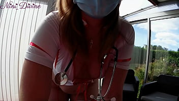 Amateur Les Gros Seins De L'infirmiere 7