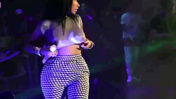 Nicki Minaj Grabs Boobs
