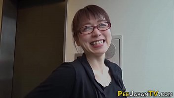 Filmed Japanese Babes Pee