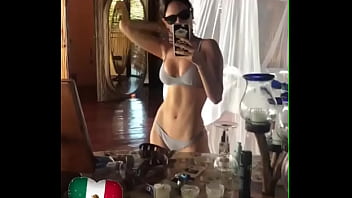 Eiza González Sexy