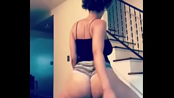 College Girl Bikini Ass Dance And Shake Bubble Butt