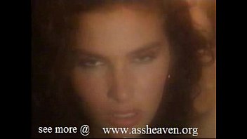 Lesbian Scene Sogni Bagnati D Amore (1994) Angelica Bella