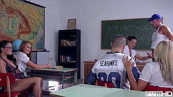 3D Teacher Gets  Fucked In Her Classroom