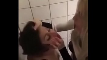 Camgirl Lesbian Bathroom Porn