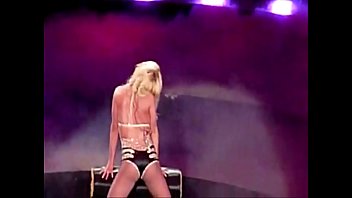 Britney Spears Pussy Slip
