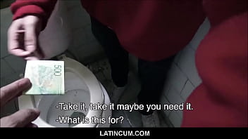 Video Gay Porn Jeune Lascar Sucer Dans Les Toilette Mcdo