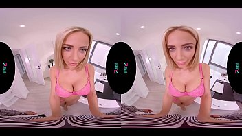 Vr Tits