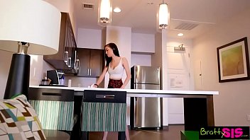 Scarlett Bloom In Caught With My Step Sister - Nubiles-Porn