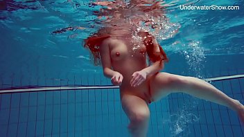Hot Girl Swim Porn