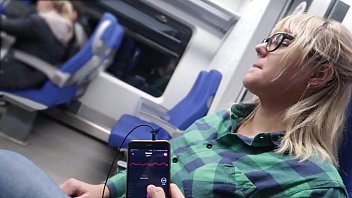 Telecommande Mon Orgasme Dans Le Train