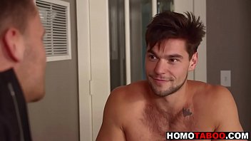 Brandon Cody & Aspen Solomon Gay Porn