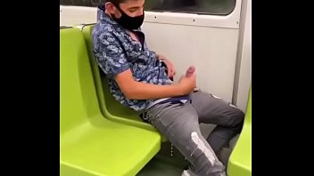 Film Porno Gay Dans Le Metro