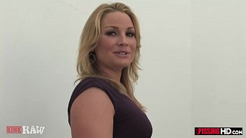 Flower Tucci Femdom