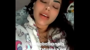 Mc mirella faz sexo oral em luana