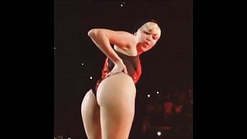 Miley Cyrus Clip Sexy