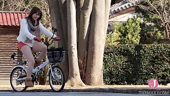 Bicycle Voyeur Porno Photo