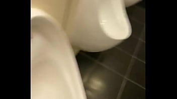 Cruising Toilet Gay Porn