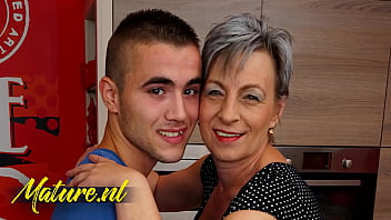 Mature Mom And Boy Porn