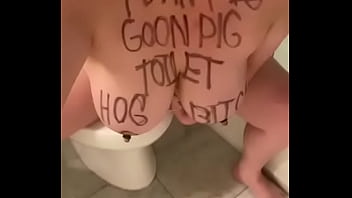 Fuckpig Porn Justafilthycunt Humiliante Dégradation Toilettes Léchage Humping Oinking Couinement