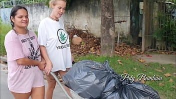 Moradora de rua pelada