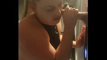 Amateur Gloryhole Blowjob Slut