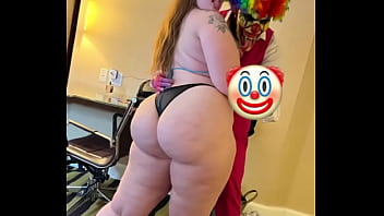 Huge Bum Girl Thin Waist Porn Pictures