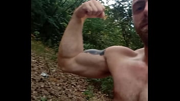 Hot Muscle Worship