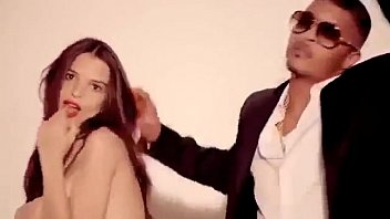 Â–¶ Robin Thicke;Blurred Lines Version Non-Censurée - Youtube