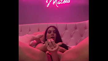 Victoria matosa guiada