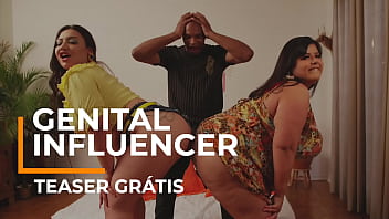 Influencer gostosa dando