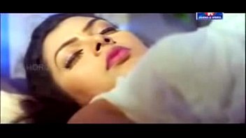 Hot romantic saree videos