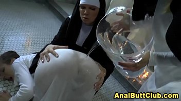 Latex nun